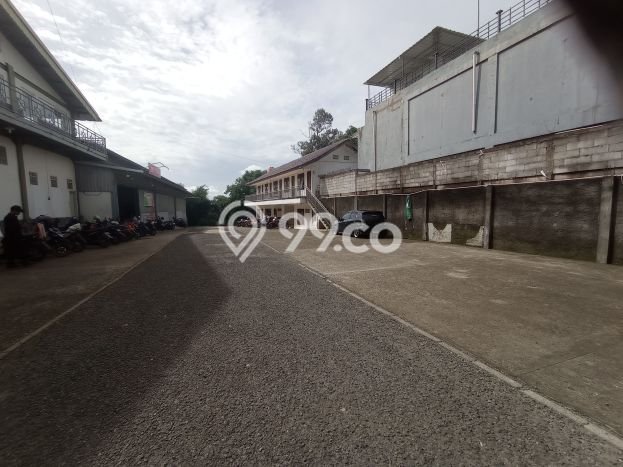Gudang Disewa di Bogor dengan LB 1200m2 Area Komersial Ramai Gudang Disewa di Bogor dengan LB 1200m2 Area Komersial Ramai