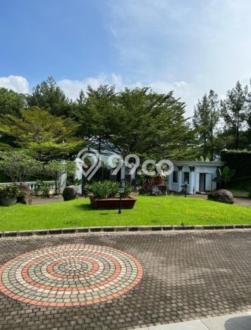 Ready to Use! Luxury House LT 4758m2 Desain Elegan di Sentul City Ready to Use! Luxury House LT 4758m2 Desain Elegan di Sentul City