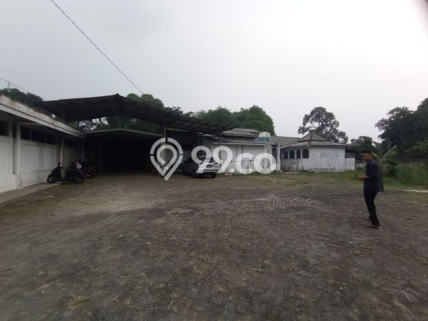 Gudang bagus disewakan di Ciawi Bogor dengan LB 350m2 harga sewa terbaik Gudang bagus disewakan di Ciawi Bogor dengan LB 350m2 harga sewa terbaik