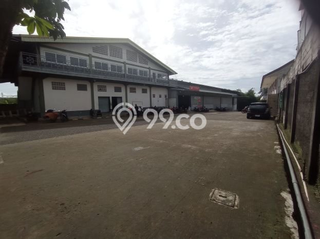 Gudang Disewa di Bogor dengan LB 1200m2 Area Komersial Ramai Gudang Disewa di Bogor dengan LB 1200m2 Area Komersial Ramai