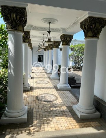 Ready to Use! Luxury House LT 4758m2 Desain Elegan di Sentul City Ready to Use! Luxury House LT 4758m2 Desain Elegan di Sentul City