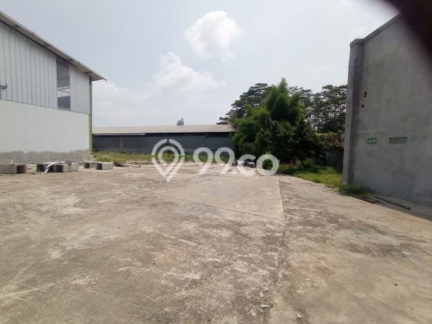 Unit Gudang Paling Strategis di Gunung Putri Bogor dengan LB 1500m2 Unit Gudang Paling Strategis di Gunung Putri Bogor dengan LB 1500m2