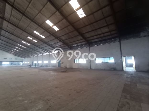 Gudang untuk disewa di Cibinong punya LT 5500m2 & LB 3500m2 harga sewa kompetitif Gudang untuk disewa di Cibinong punya LT 5500m2 & LB 3500m2 harga sewa kompetitif