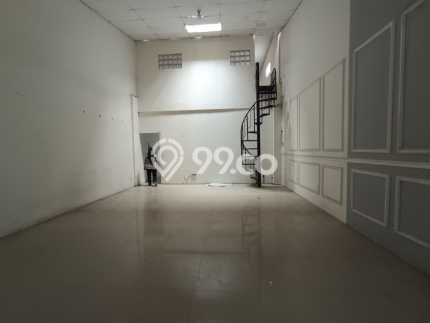 Ruko untuk Disewa di Pusat Bogor Luas Bangunan 350m2 Ruko untuk Disewa di Pusat Bogor Luas Bangunan 350m2