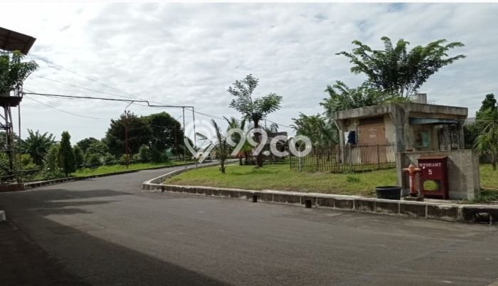 Gudang disewakan lokasi strategis Cimanggis Depok 1900m2 Gudang disewakan lokasi strategis Cimanggis Depok 1900m2
