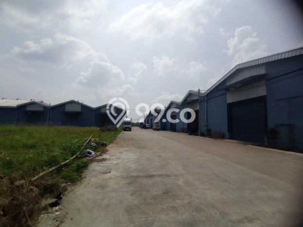 Gudang paling strategis disewakan di Kemang Bogor Gudang paling strategis disewakan di Kemang Bogor