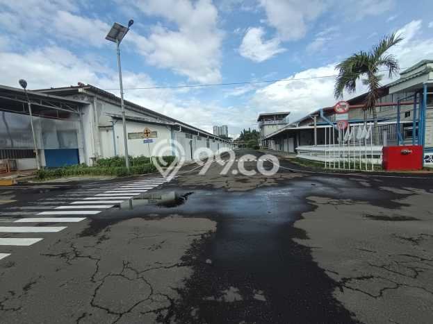 Gudang paling strategis disewakan di Ciracas Jakarta Timur Gudang paling strategis disewakan di Ciracas Jakarta Timur