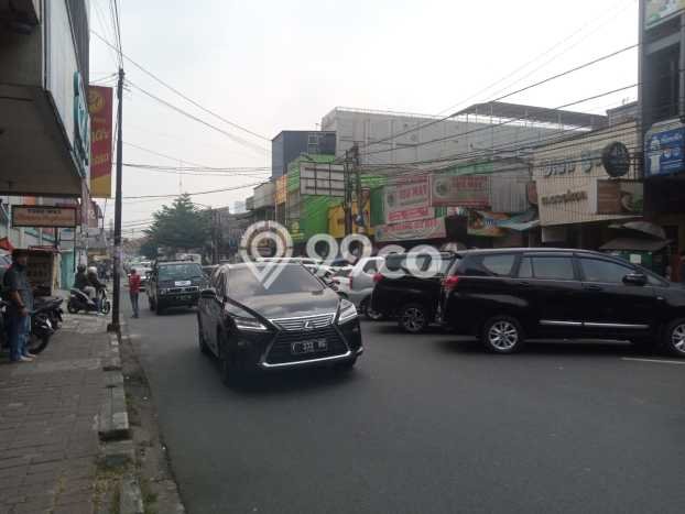 Ruko Bagus LT 210m2 LB 400m2 Dijual di Bogor Timur Bogor Ruko Bagus LT 210m2 LB 400m2 Dijual di Bogor Timur Bogor