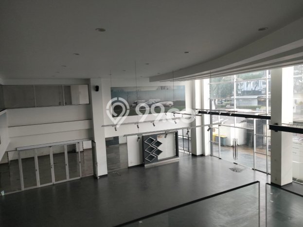 Unit Komersial Dijual di BSD Tangerang Selatan 2368m2 Unit Komersial Dijual di BSD Tangerang Selatan 2368m2
