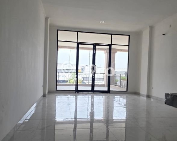 Ruko disewakan lokasi strategis Kelapa Gading Jakarta Utara 293m2 Ruko disewakan lokasi strategis Kelapa Gading Jakarta Utara 293m2