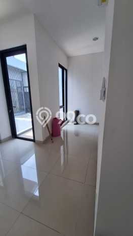Jual Rumah Bagus Siap Huni LB 93m2 di Cakung, Jakarta Timur Jual Rumah Bagus Siap Huni LB 93m2 di Cakung, Jakarta Timur