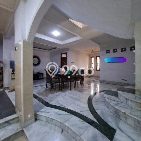 Hunian Elit LB 420m2 Siap Pakai Desain Elegan di Pekayon, Bekasi Hunian Elit LB 420m2 Siap Pakai Desain Elegan di Pekayon, Bekasi