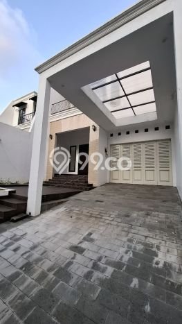 Hot Offer Hunian Mewah Ideal dan Luas di Duren Sawit, Jakarta Timur Hot Offer Hunian Mewah Ideal dan Luas di Duren Sawit, Jakarta Timur