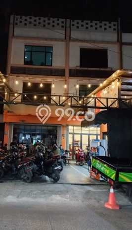 LOKASI STRATEGIS! Komersial Disewakan di Pekayon, Luas 160m², Area Berkembang LOKASI STRATEGIS! Komersial Disewakan di Pekayon, Luas 160m², Area Berkembang