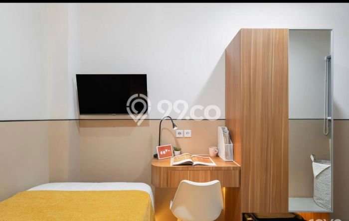 Peluang Investasi! Rumah Kost Dijual di Kebayoran Lama, Jakarta Selatan, 63 KT, 63 KM, Luas 1200m2 Peluang Investasi! Rumah Kost Dijual di Kebayoran Lama, Jakarta Selatan, 63 KT, 63 KM, Luas 1200m2