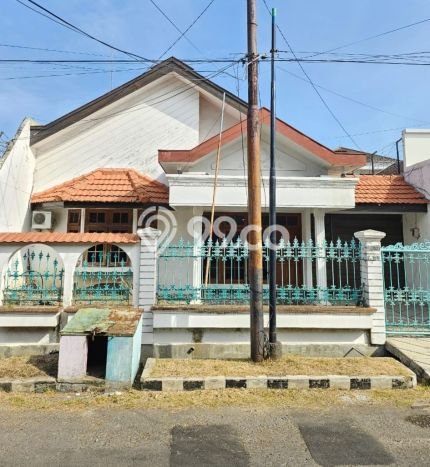 Hunian Elit LB 200m2 Siap Huni Desain Elegan di Dharma Husada, Surabaya Hunian Elit LB 200m2 Siap Huni Desain Elegan di Dharma Husada, Surabaya