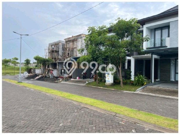 Rumah Mewah LB 220m2 Siap Pakai Desain Elegan di Citraland, Surabaya Rumah Mewah LB 220m2 Siap Pakai Desain Elegan di Citraland, Surabaya