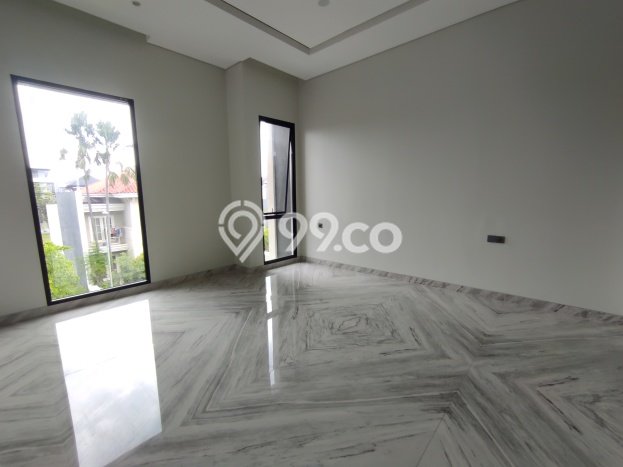 Jual Rumah Luas Elegan Dengan View Cantik di Pakuwon Indah, Surabaya Jual Rumah Luas Elegan Dengan View Cantik di Pakuwon Indah, Surabaya