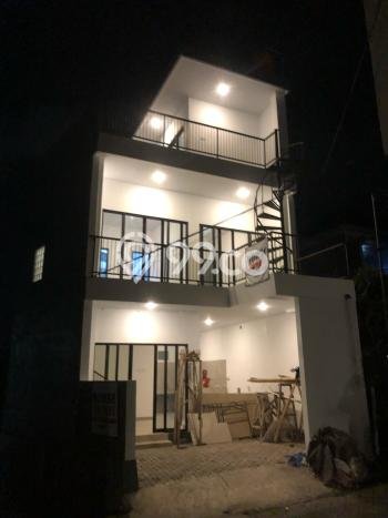 Rumah Modern 4 KT di canggu Badung Unfurnished Rumah Modern 4 KT di canggu Badung Unfurnished