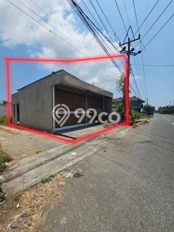Ruko Dijual di Badung LT 100m2 & LB 80m2 Lokasi Terbaik! Ruko Dijual di Badung LT 100m2 & LB 80m2 Lokasi Terbaik!