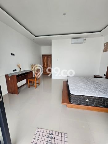 HARGA TERBAIK! Rumah Berkualitas di Canggu, LT 200m2m² Bangunan 220m2m² HARGA TERBAIK! Rumah Berkualitas di Canggu, LT 200m2m² Bangunan 220m2m²