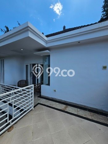 Rumah Tenang area Tumbak Bayuh, 4 KT, Luas 100m² Bangunan 160m² Rumah Tenang area Tumbak Bayuh, 4 KT, Luas 100m² Bangunan 160m²