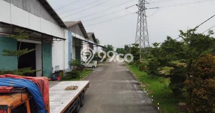 Area Strategis! Disewakan Gudang Lokasi Cikupa, Tangerang Cocok untuk Bisnis Area Strategis! Disewakan Gudang Lokasi Cikupa, Tangerang Cocok untuk Bisnis