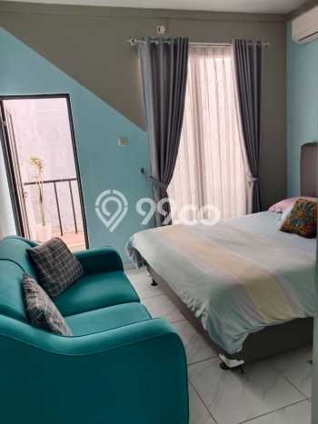 Hunian Elit LB 110m2 Siap Pakai Desain Elegan di Graha Raya, Tangerang Selatan Hunian Elit LB 110m2 Siap Pakai Desain Elegan di Graha Raya, Tangerang Selatan