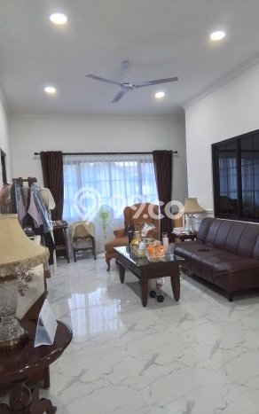 Jual Rumah Luas Elegan Dengan View Cantik di Rempoa, Tangerang Selatan Jual Rumah Luas Elegan Dengan View Cantik di Rempoa, Tangerang Selatan