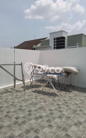 Jual Rumah Luas Elegan Dengan View Cantik di Rempoa, Tangerang Selatan Jual Rumah Luas Elegan Dengan View Cantik di Rempoa, Tangerang Selatan