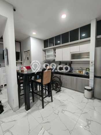 Rumah Mewah LB 250m2 Siap Pakai Desain Elegan di Sektor 9-Bintaro, Tangerang Selatan Rumah Mewah LB 250m2 Siap Pakai Desain Elegan di Sektor 9-Bintaro, Tangerang Selatan