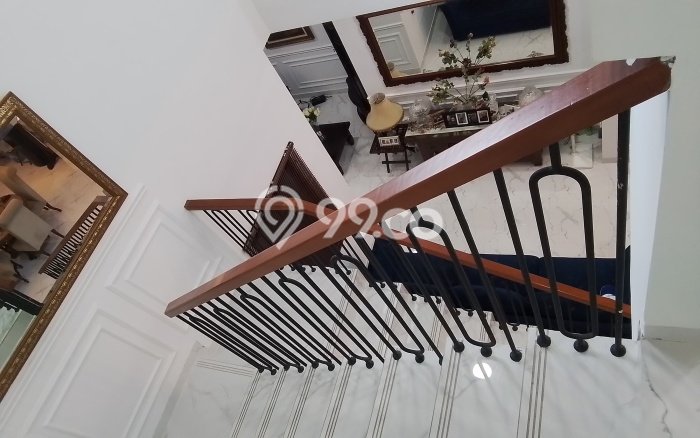 Jual Rumah Luas Elegan Dengan View Cantik di Rempoa, Tangerang Selatan Jual Rumah Luas Elegan Dengan View Cantik di Rempoa, Tangerang Selatan