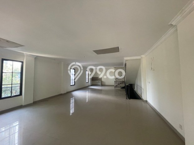 Disewakan Kantor di Kawasan Ramai Batam Centre Luas 315m2 Disewakan Kantor di Kawasan Ramai Batam Centre Luas 315m2
