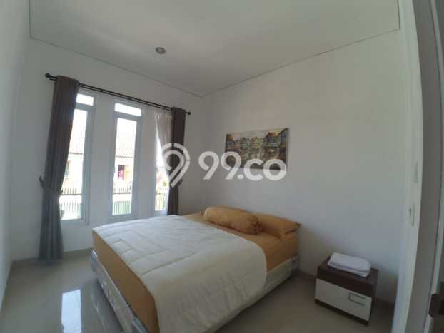 For Sale Rumah 8 Kamar Lokasi Ideal Bagus dan Strategis di Lembang For Sale Rumah 8 Kamar Lokasi Ideal Bagus dan Strategis di Lembang