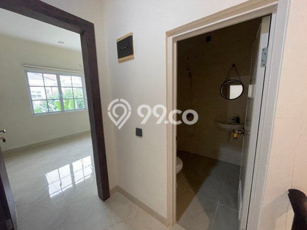 Disewakan! Rumah 7 Kamar Tidur &
4 Kamar Mandi di Batam Centre, Batam Disewakan! Rumah 7 Kamar Tidur &
4 Kamar Mandi di Batam Centre, Batam