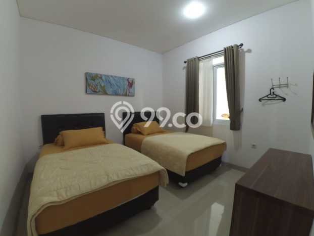 For Sale Rumah 8 Kamar Lokasi Ideal Bagus dan Strategis di Lembang For Sale Rumah 8 Kamar Lokasi Ideal Bagus dan Strategis di Lembang