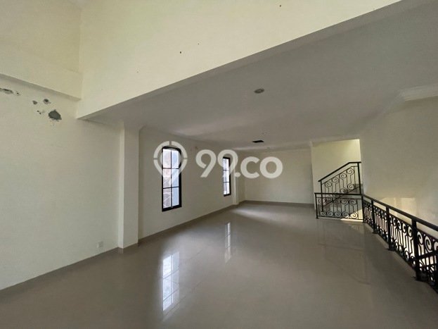 Disewakan Kantor di Kawasan Ramai Batam Centre Luas 315m2 Disewakan Kantor di Kawasan Ramai Batam Centre Luas 315m2