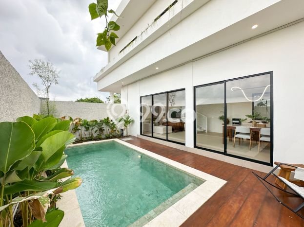 Miliki segera Vila di , Ukuran 142m2m², Dekat ke transportasi Miliki segera Vila di , Ukuran 142m2m², Dekat ke transportasi