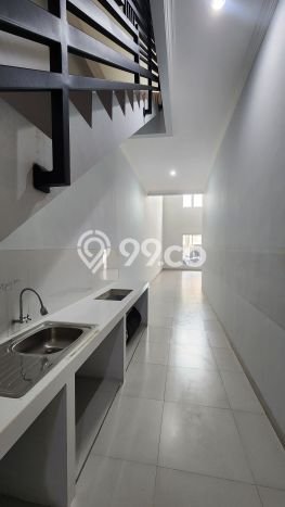 Hunian Elit LB 216m2 Siap Pakai Desain Elegan di Pulomas, Jakarta Timur Hunian Elit LB 216m2 Siap Pakai Desain Elegan di Pulomas, Jakarta Timur