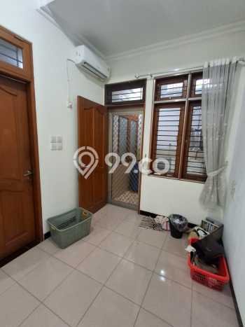 Rumah Minimalis 4 KT di Taman Surya Jakarta Barat Unfurnished Rumah Minimalis 4 KT di Taman Surya Jakarta Barat Unfurnished