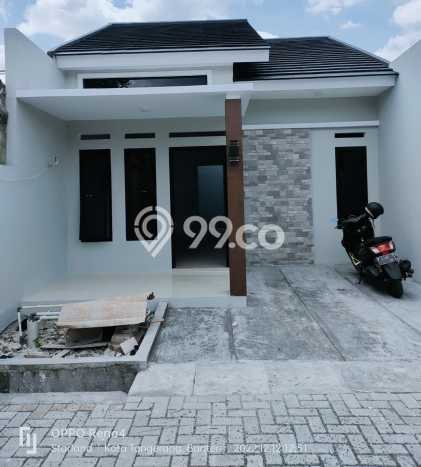 Rumah baru cluster dekat pusat niaga,perkantoran ciledug kpr Dp5% Rumah baru cluster dekat pusat niaga,perkantoran ciledug kpr Dp5%