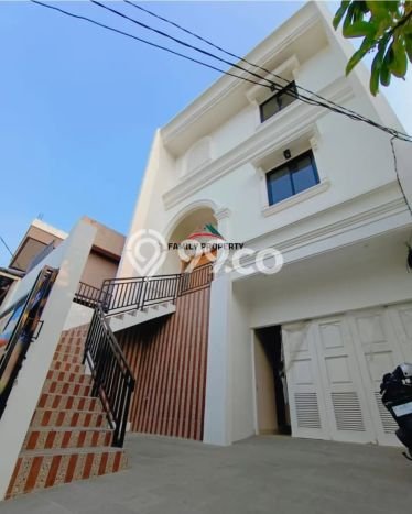 Rumah Mewah Di Kebon Jeruk Dkt Perkantoran Senayan,permata Hijau Rumah Mewah Di Kebon Jeruk Dkt Perkantoran Senayan,permata Hijau