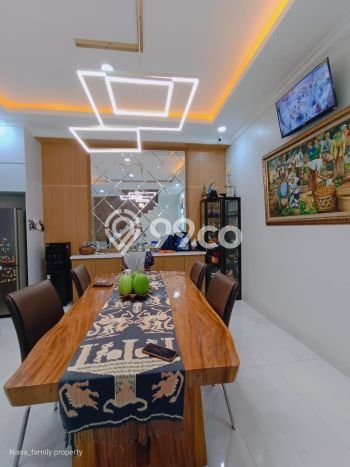 Rumah Mewah 2,5lantai.dlm Komplek Mewah Dkt Sekolah,pusat Bisnis Rumah Mewah 2,5lantai.dlm Komplek Mewah Dkt Sekolah,pusat Bisnis