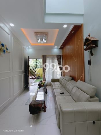 Rumah Mewah 2,5lantai.dlm Komplek Mewah Dkt Sekolah,pusat Bisnis Rumah Mewah 2,5lantai.dlm Komplek Mewah Dkt Sekolah,pusat Bisnis