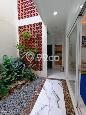 Rumah Mewah 2,5lantai.dlm Komplek Mewah Dkt Sekolah,pusat Bisnis Rumah Mewah 2,5lantai.dlm Komplek Mewah Dkt Sekolah,pusat Bisnis