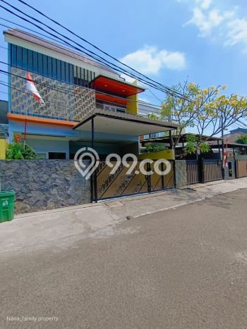 Rumah Mewah 2,5lantai.dlm Komplek Mewah Dkt Sekolah,pusat Bisnis Rumah Mewah 2,5lantai.dlm Komplek Mewah Dkt Sekolah,pusat Bisnis