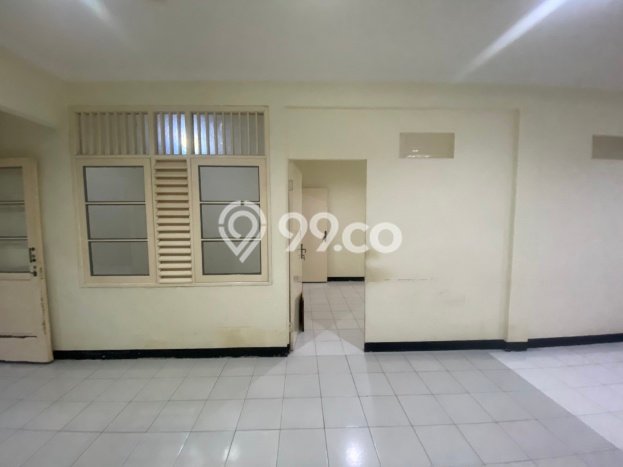 Hunian Mewah LB 140m2 Siap Huni Desain Elegan di Bintaro, Tangerang Selatan Hunian Mewah LB 140m2 Siap Huni Desain Elegan di Bintaro, Tangerang Selatan