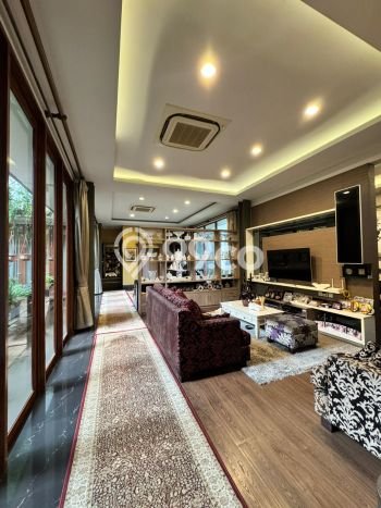 Rumah Elit Modern Siap Huni di Veteran Jakarta Selatan Rumah Elit Modern Siap Huni di Veteran Jakarta Selatan
