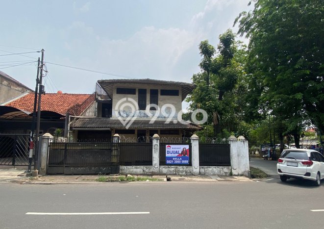 Dijual Rumah Mewah Megah Dengan View Eksklusif di Sektor 2 - Bintaro, Jakarta Selatan Dijual Rumah Mewah Megah Dengan View Eksklusif di Sektor 2 - Bintaro, Jakarta Selatan