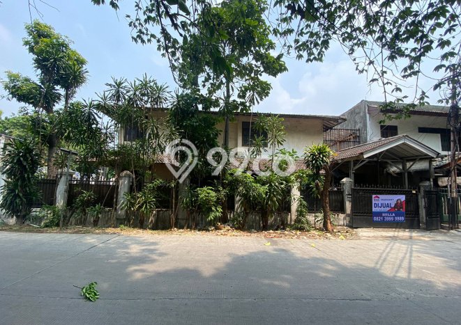 Dijual Rumah Mewah Megah Dengan View Eksklusif di Sektor 2 - Bintaro, Jakarta Selatan Dijual Rumah Mewah Megah Dengan View Eksklusif di Sektor 2 - Bintaro, Jakarta Selatan